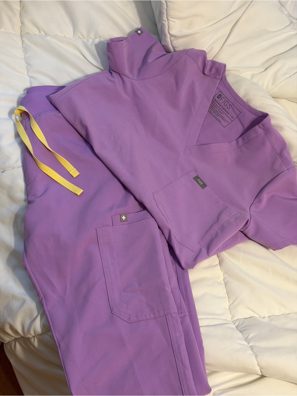 Figs scrubs